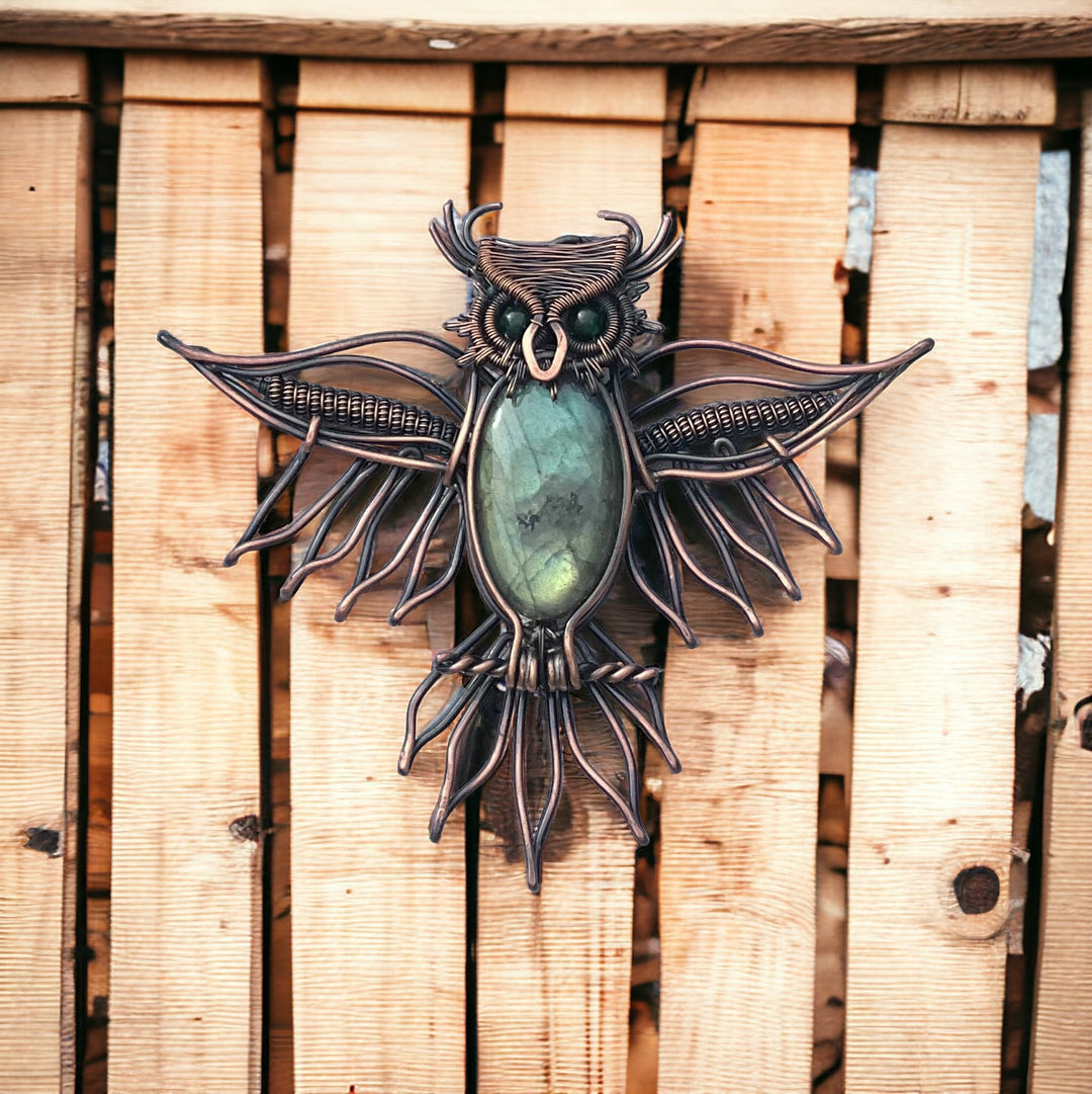 Wire wrap owl pendant in bronze with a labradorite center