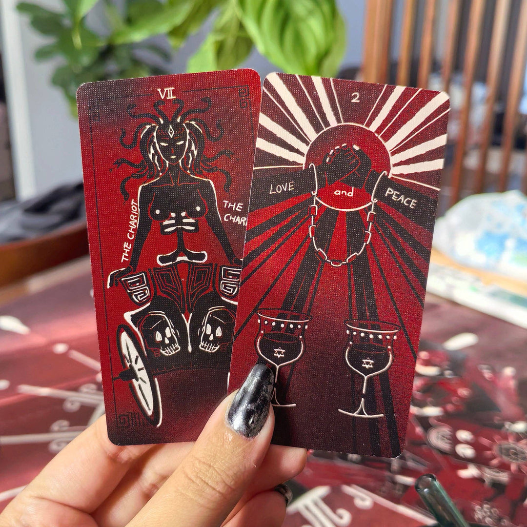 Dirty Red Tarot: Portable